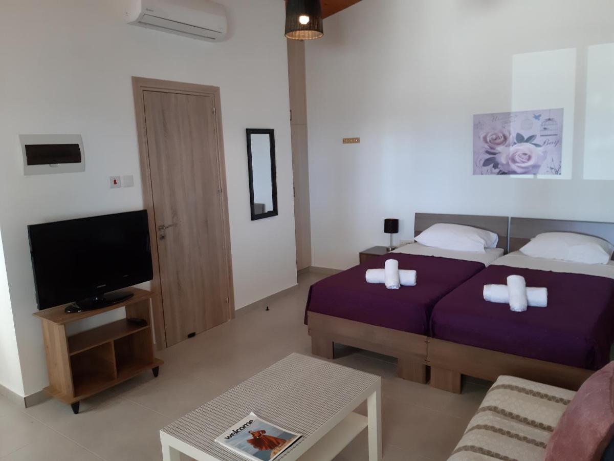 Апартаменты Zorbas Sea View No 5 Ларнака Экстерьер фото