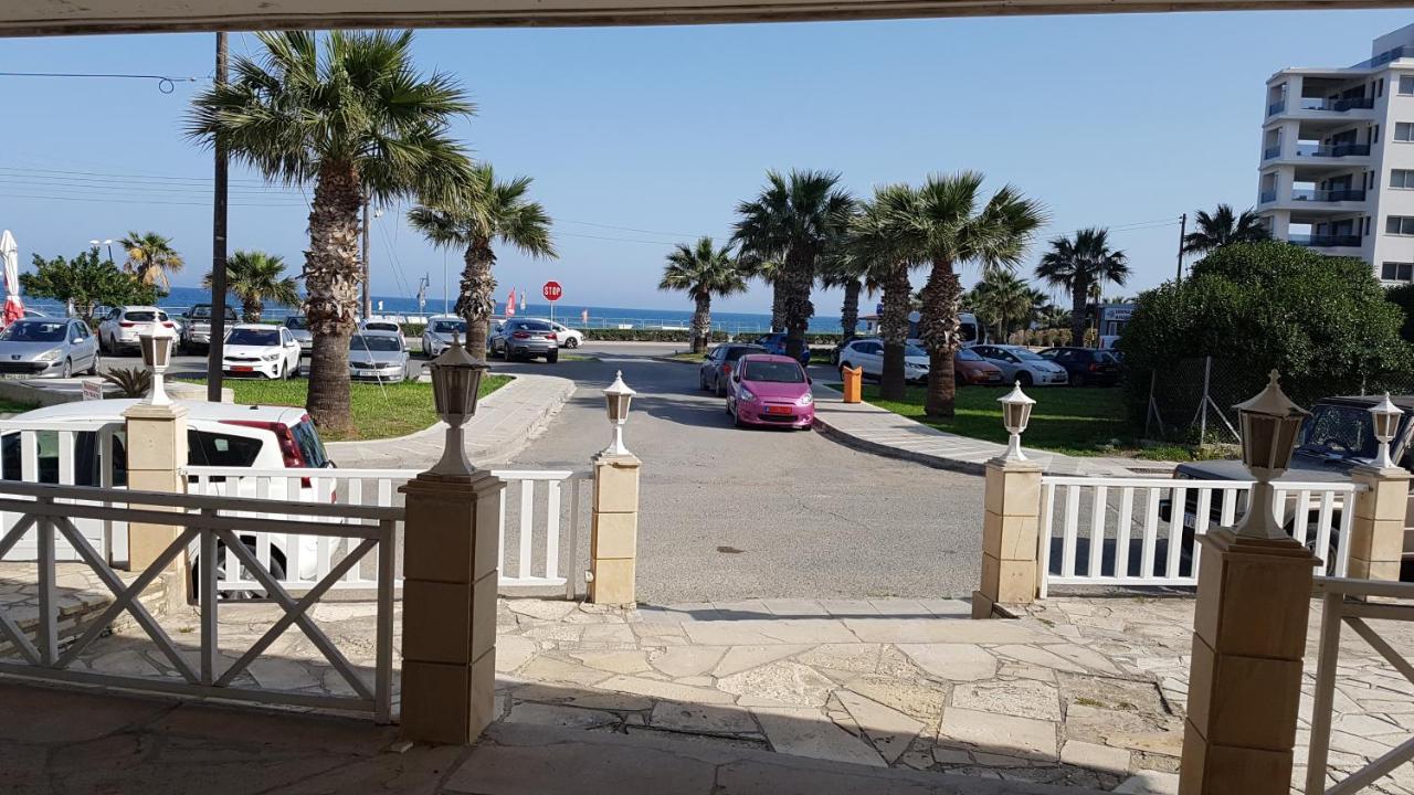 Апартаменты Zorbas Sea View No 5 Ларнака Экстерьер фото